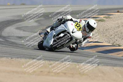 media/Oct-04-2025-CVMA (Sat) [[408bcdd6e4]]/Race 10-Amateur Supersport Middleweight/
